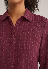 WE Fashion Overhemdblouse - burgundy red