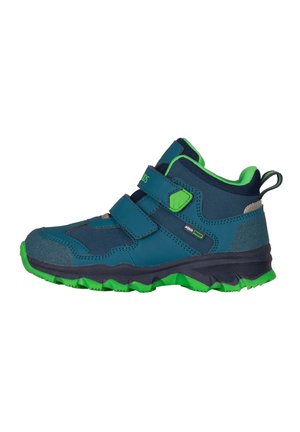 Kindlicher blauer und grüner Wanderschuh mit zwei Klettverschlüssen und robuster grüner Sohle, für Outdoor-Aktivitäten konzipiert.