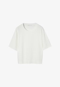 Unselected, off white