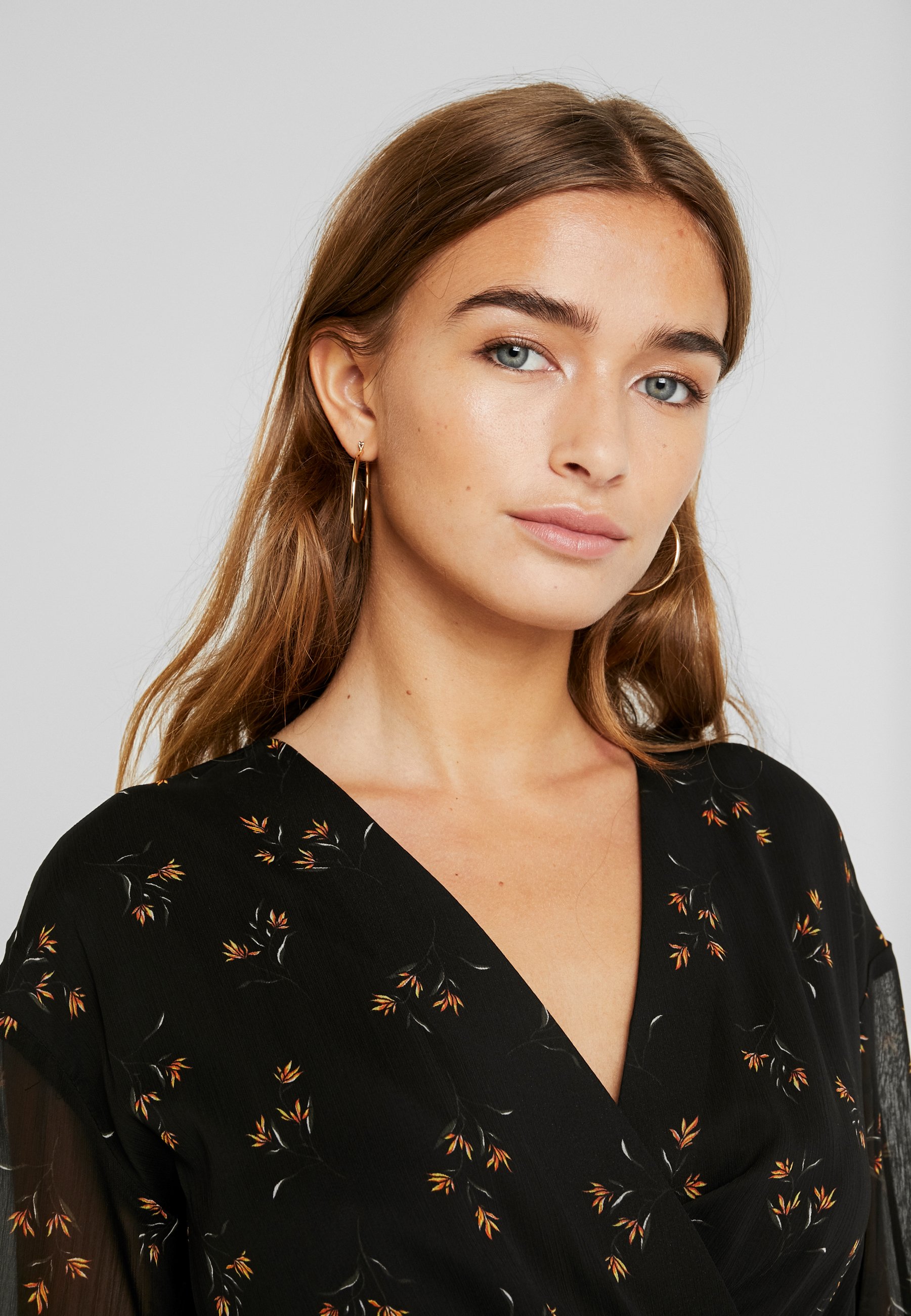 Object Petite OBJAVINAJA Bluser black Zalando.no Object Petite OBJAVINAJA - Bluser - black