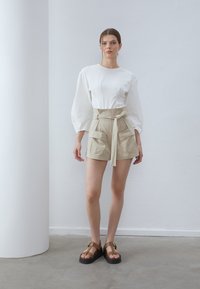 Anna Field Shorts - beige