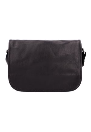 Czarna skórzana torebka na ramię o gładkiej fakturze, prostokątnym kształcie i klapą. Charakteryzuje się minimalnym przeszyciem i srebrnymi elementami metalowymi.
