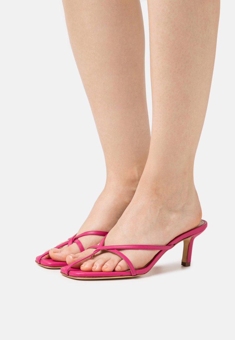 Elleme EXCLUSIVE ETOILE HEEL CLASSIC Sandále Tbar fuxia/ružová