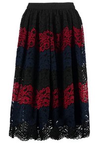 Falda de encaje con rayas horizontales de patrones florales en negro, azul marino y rojo. La cintura es elástica, proporcionando una textura fruncida.