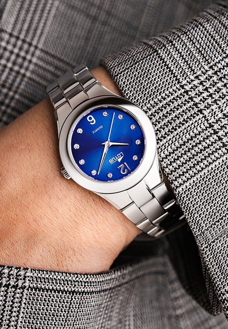 Lotus Montre - silberfarben
