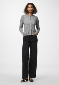 Pieces PCMALOU - Strickjacke - medium grey melange