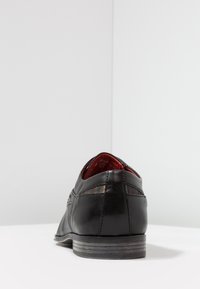 bugatti MORINO - Pensko med snøring - black