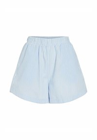 Shorts rayés bleu clair et blanc avec une taille élastique, en coton doux, et un design évasé avec de subtils plis.