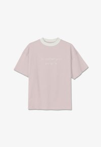 Neselectat, washed powder pink