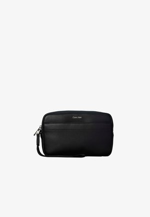 Calvin Klein, - Kopertówka