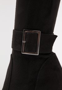 Even&Odd Botas de tacón - black