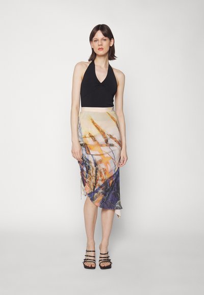 Materiel DIAGONAL GATHERED SKIRT - Pliiatsseelik - golden hour