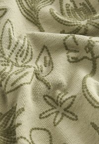 Next TEXTURED SHORT SLEEVE - Camisa - green leaf print