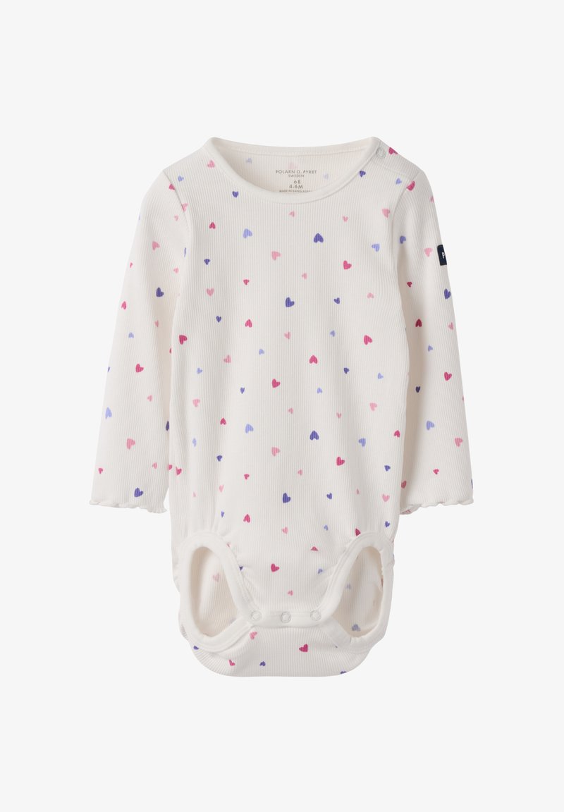 Witte geribbelde longsleeve bodysuit met een overal patroon van roze, paarse en blauwe harten. Beschikt over een drukknoopsluiting aan de onderkant.