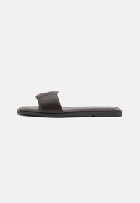 Mules - brown