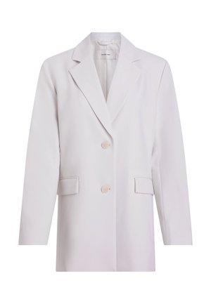 Hellgrauer Blazer aus glattem Stoff, mit Reverskragen, zwei vorderen Taschen und zwei cremefarbenen Knöpfen zum Schließen.