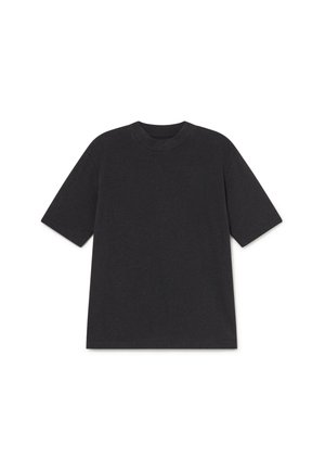 T-shirt nero a maniche corte realizzato in cotone morbido. Presenta un collo a giro e una vestibilità comoda, senza motivi o dettagli visibili.
