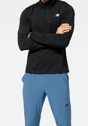 Long sleeved top - black