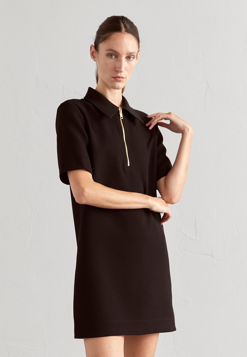 Dress Designer By Tory Burch In Black, Size: 4