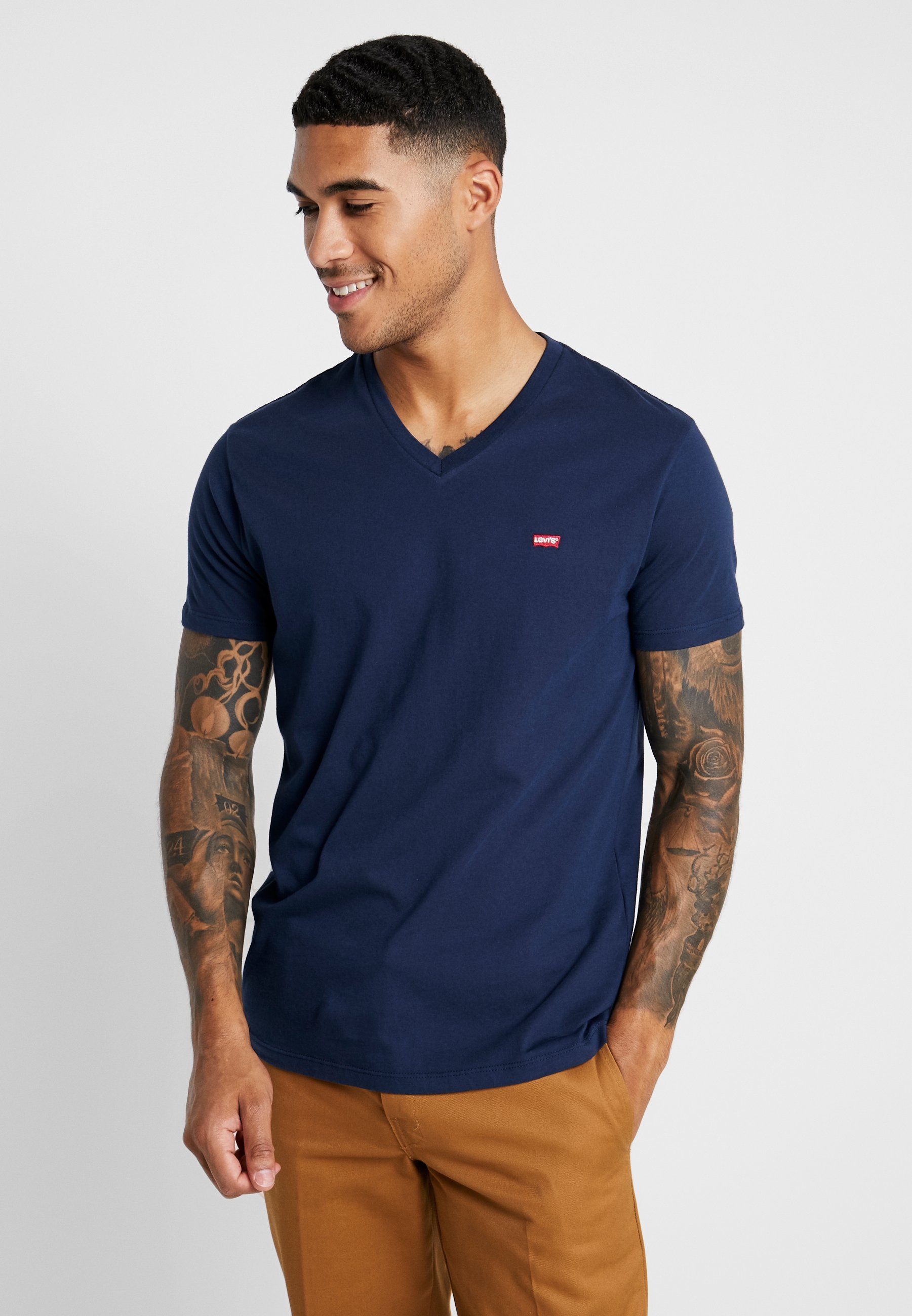 levis v