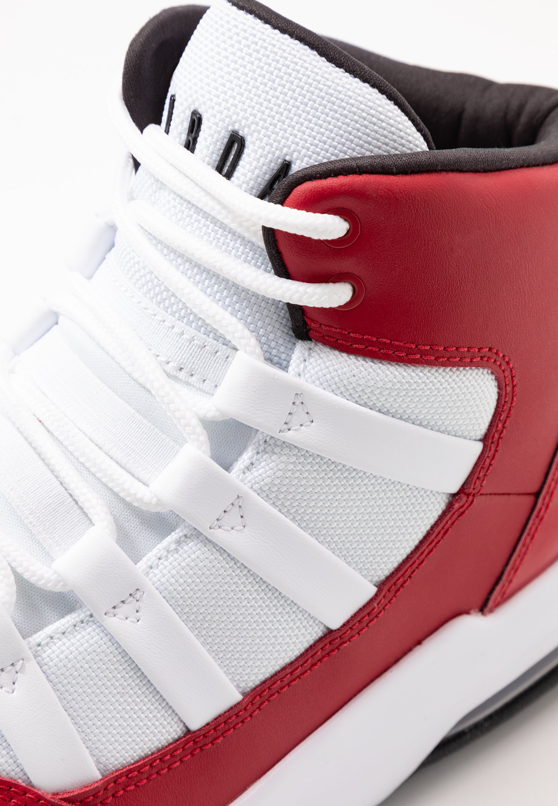 MAX AURA Höga sneakers gym redblackwhite MAX AURA Höga sneakers gym redblackwhite