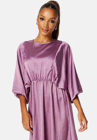 Bubbleroom SATIN MIDI DRESS - Sukienka koktajlowa