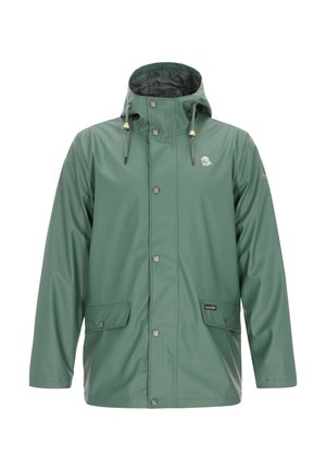 Vihreä vedenpitävä takki hupulla, etuosassa painonappikiinnitys, nyörit, läppätaskut sekä pieni logo rinnassa ja hihassa.