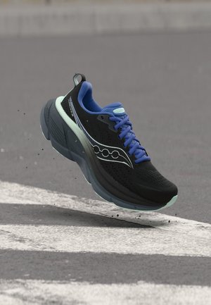 Saucony HURRICANE 25 - Løbesko til landevejen - black/calm