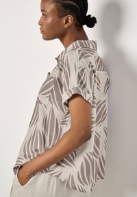 Apricot SHELL PRINT - Overhemdblouse - stone