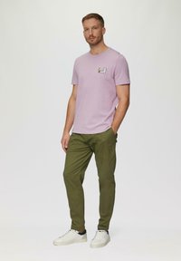 s.Oliver MET PEANUTS MOTIEF - T-Shirt print - rosa