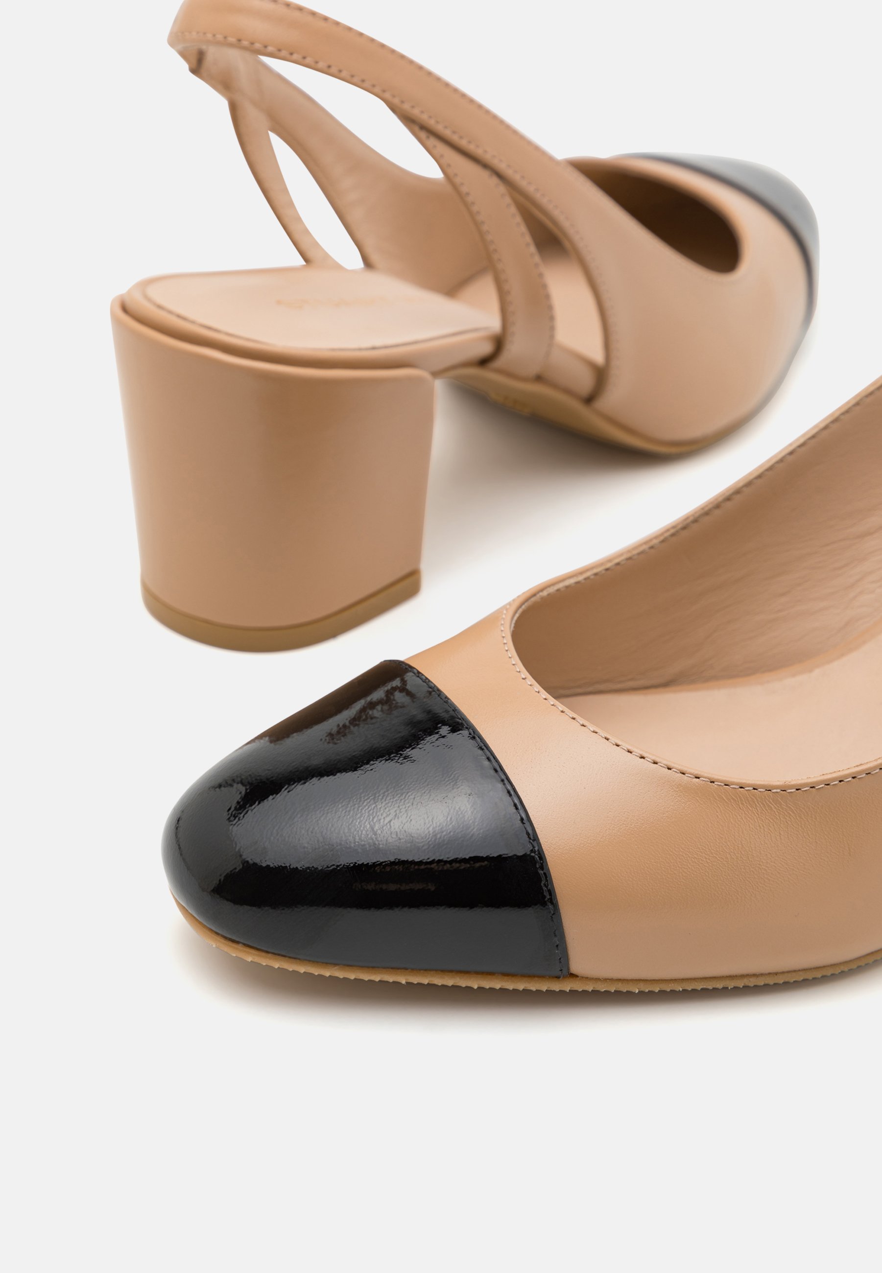 Stuart Weitzman SLEEK SLINGBACK - Classic heels - adobe/black