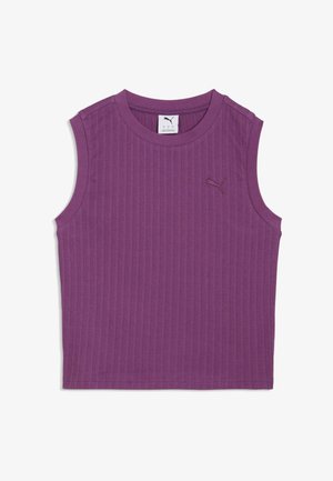 Top court violet sans manches en maille côtelée avec encolure ronde et petit logo Puma brodé sur le haut gauche de la poitrine.