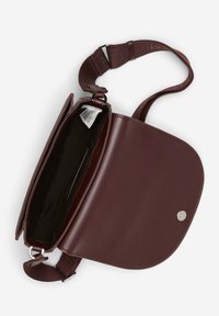 Marc O'Polo Umhängetasche - dark ruby