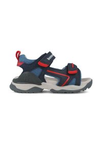 Sandalias para niños con parte superior de tela azul marino, acentos rojos y suelas de goma gris. Presentan correas ajustables y superficies texturizadas.