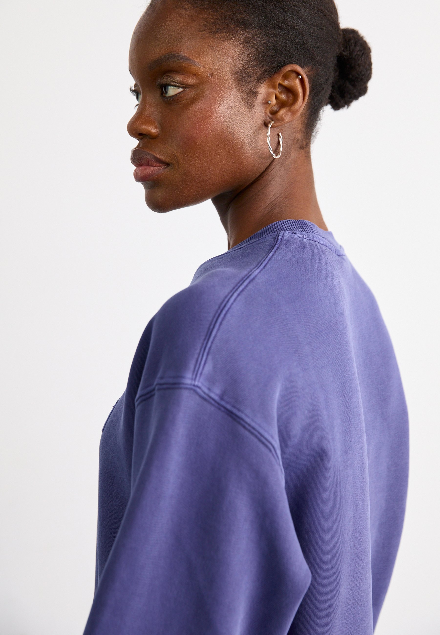 【carhartt】\"Nelson Sweat\"ロゴラベル付スウェットシャツ/blue Carhartt WIP NELSON - Sweatshirt - aura/dark blue - Zalando