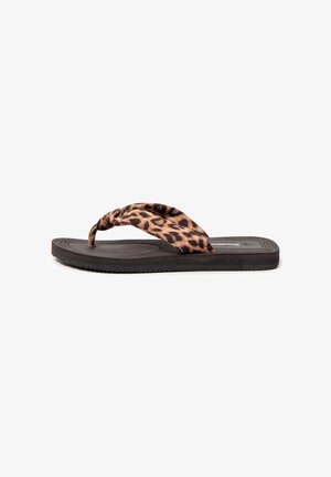 Black sole flip-flop with padded, twisted leopard-print fabric strap, displayed against a white background in side profile.