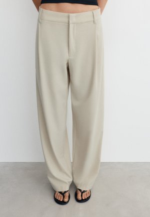 PULL&BEAR, - Spodnie materiałowe