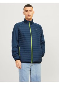 Jack & Jones QUILTED COLLAR - Overgangsjakke - ensign blue/wild lime
