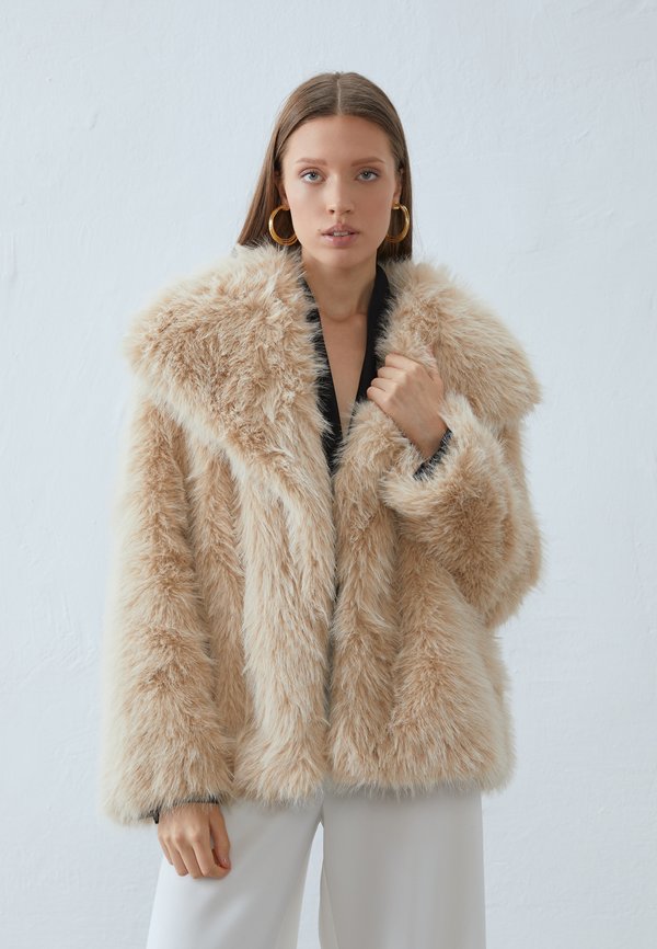 Wintermantel - beige