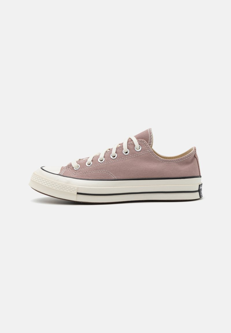 Converse Baskets basses gris foncé