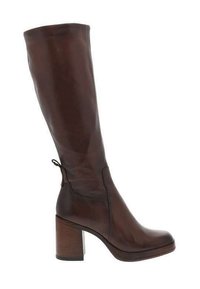 Botte en cuir marron haute jusqu'au genou avec un talon bloc, texture lisse, bout arrondi et une languette à l'arrière.