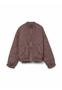Giacca bomber trapuntata in mogano smorzato. Presenta una chiusura frontale con zip, polsini a costine e due tasche laterali. Tessuto morbido, vestibilità rilassata, colletto rotondo.