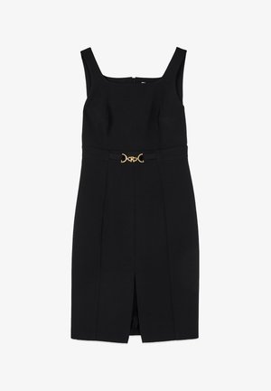 Schwarzes ärmelloses knielanges Kleid mit quadratischem Ausschnitt, tailliertem Schnitt, vorderem Schlitz und goldfarbenem dekorativem Gürtelverschluss.