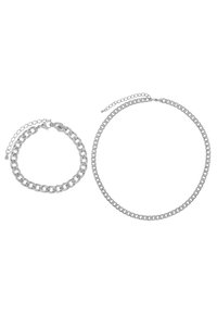 Sølvkjede og armbånd duo, med runde lenker, glatt overflate og justerbare låser for størrelsesmuligheter.