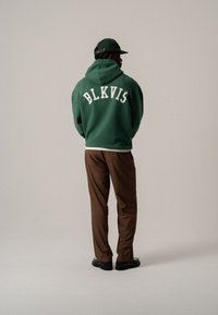 BLKVIS LOGO UNISEX - Sweatshirt - bottle green
