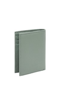 Portfel z teksturowanej, jasnozielonej skóry o składanym designie, z wieloma miejscami na karty oraz widocznym przeszyciem wzdłuż krawędzi.