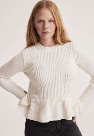 CAROLYN - Strickpullover - chalk