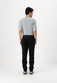 Thumbnail Image 6