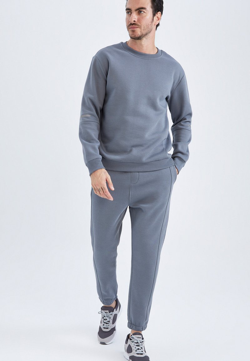 DeFacto Sweater blauwgrijs DeFacto Sweater blauwgrijs