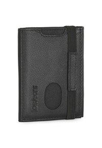 Cartera de cuero negro con acabado texturizado, cierre con banda elástica y detalle del logo. Forma rectangular compacta.